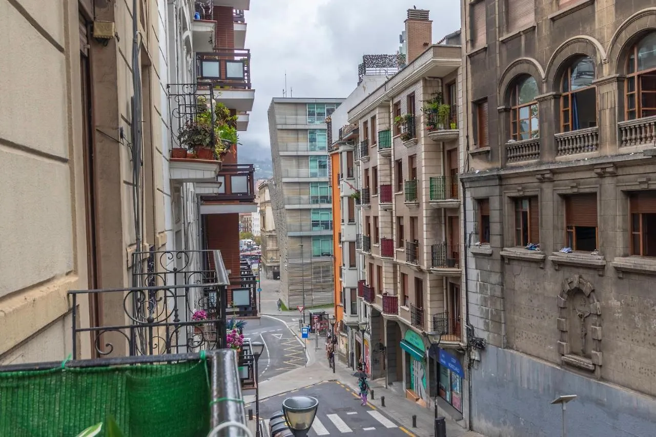 Inar Centrico Apartamento Junto Ayuntamiento & Ria Bilbao 0*,
