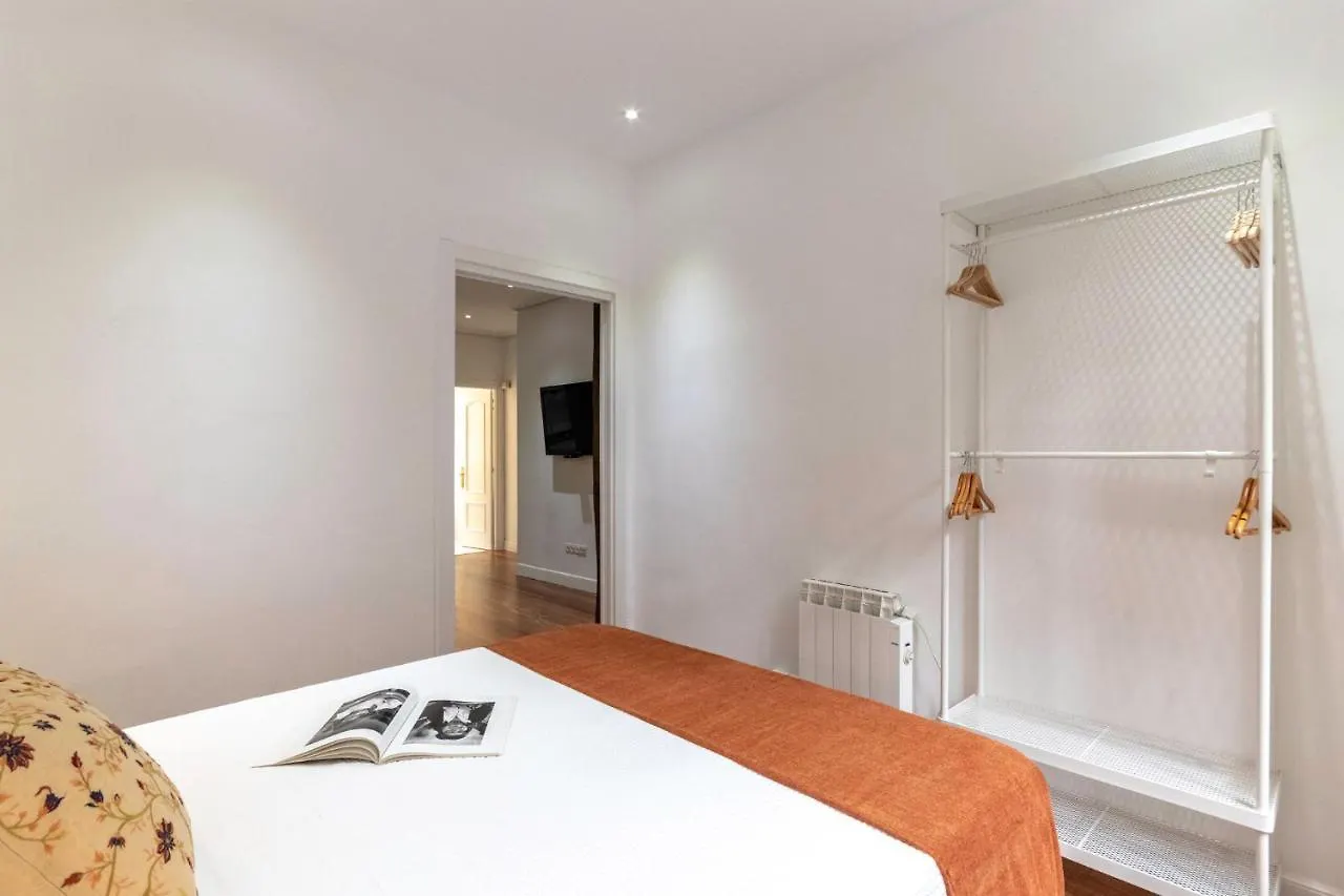 בילבאו Inar Centrico Apartamento Junto Ayuntamiento & Ria 0*,
